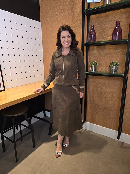 Conjunto Luísa Veludo Marrom